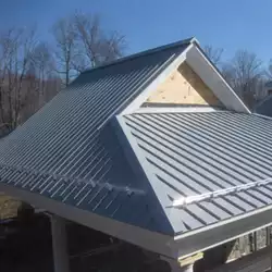 No roof penetrations. AceClamp is the only metal roof clamp on the market that doesn't use set screws, helping to protect the panel finish and warranty.	